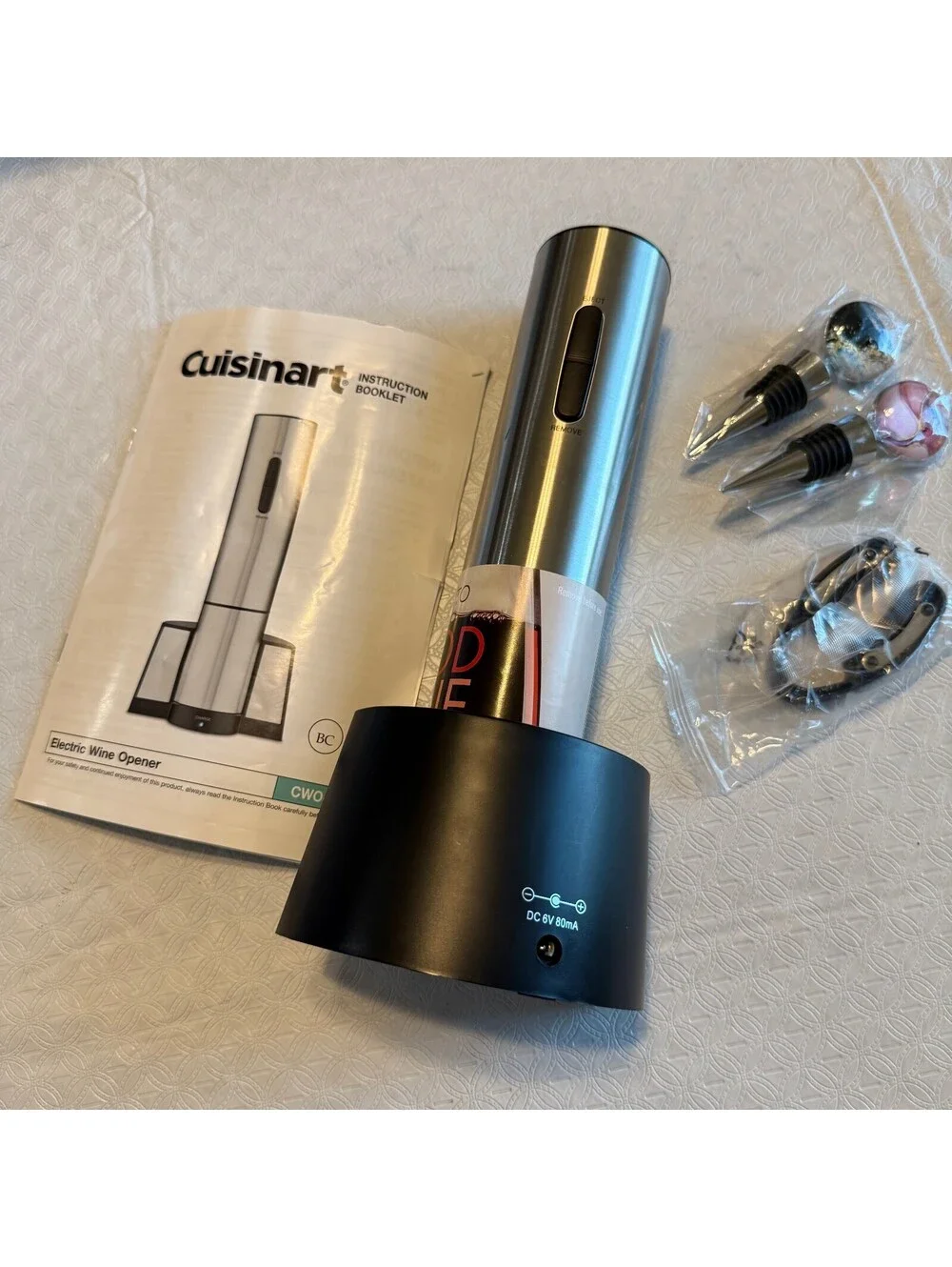 Cuisinart Electric Wine Opener Model CWO-25 with accessories